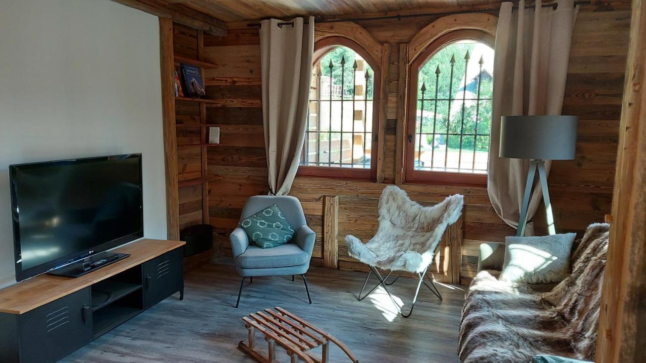 Chalet Serre Cambeou Piscine&Spa Сен-Шафре Екстериор снимка